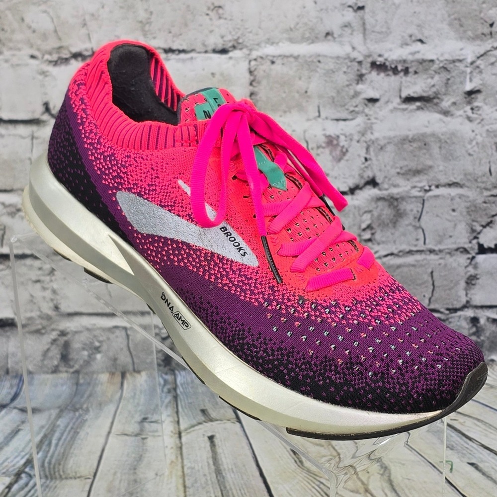 Brooks Levitate 2 Running Shoes Womens 8.5 Pink Purple DNA AMP Knit Sneakers